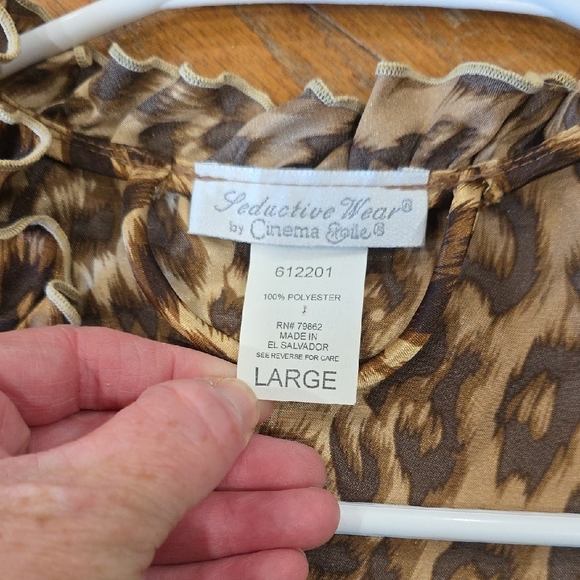 Leopard Print Lingerie Set - Picture 2 of 3